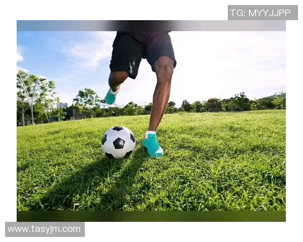 足球明星们的经典舞蹈瞬间大集合让你领略球场之外的魅力与风采